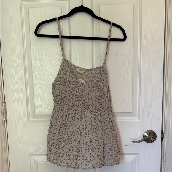 Floral Print Spaghetti Strap Top - Picture 1 of 5